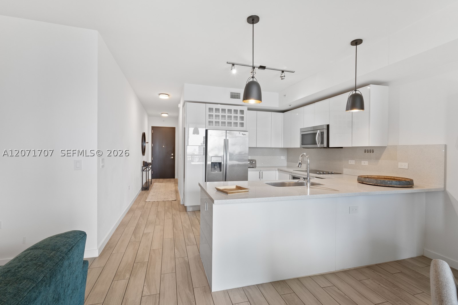 image Nine at Mary Brickell Village5