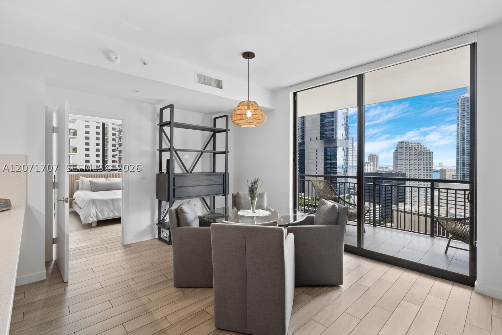 image Nine at Mary Brickell Village7