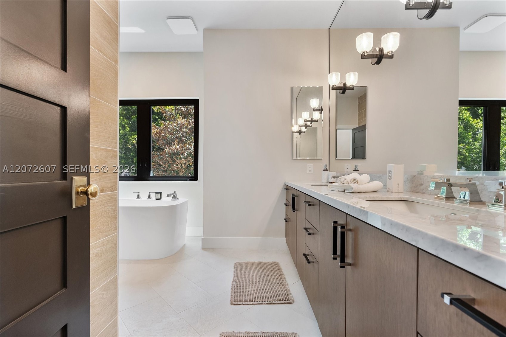 622 NE 98th St Miami Shores, FL 33138