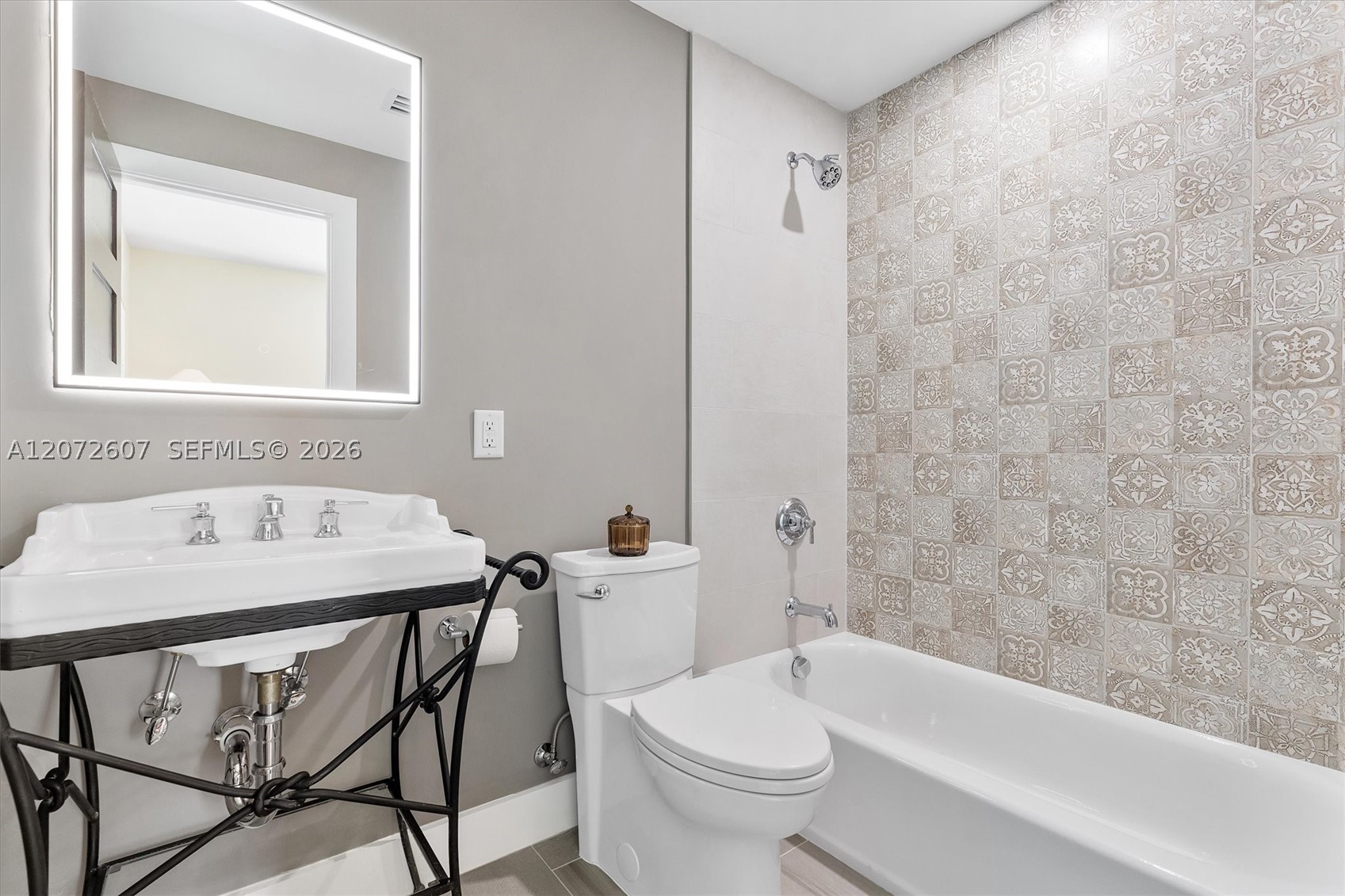 622 NE 98th St Miami Shores, FL 33138