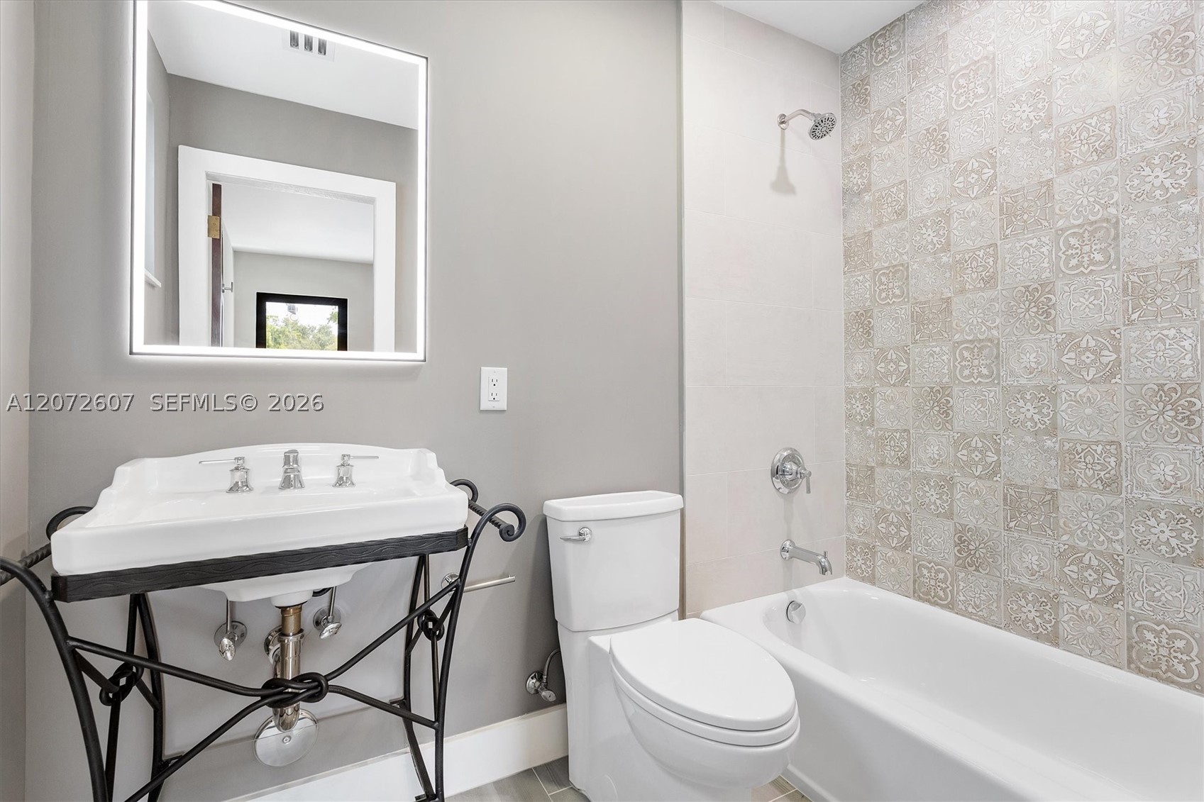 622 NE 98th St Miami Shores, FL 33138