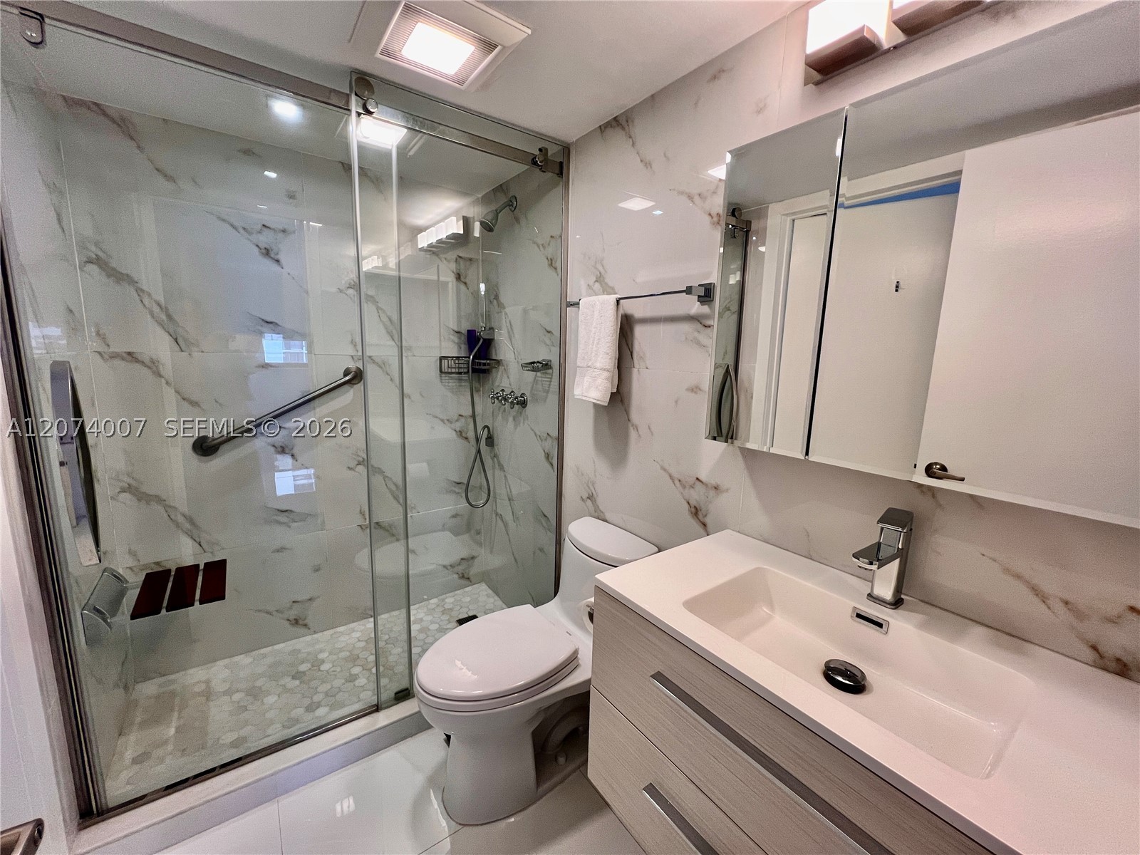 540 Brickell Key Dr #919 Miami, FL 33131