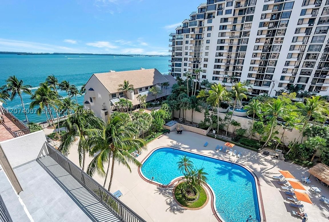 540 Brickell Key Dr #919 Miami, FL 33131