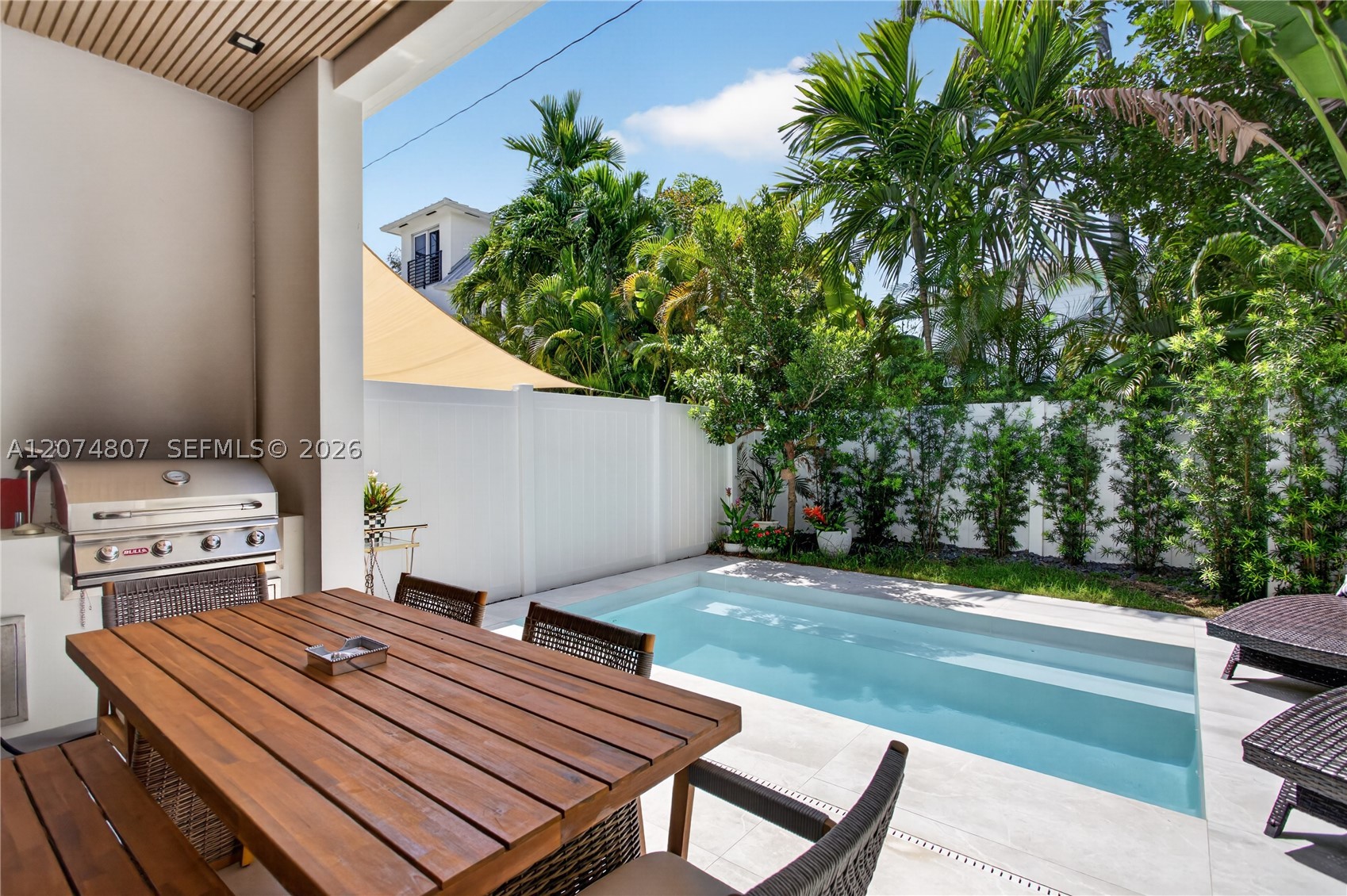 1404 NE 5th St Fort Lauderdale, FL 33301