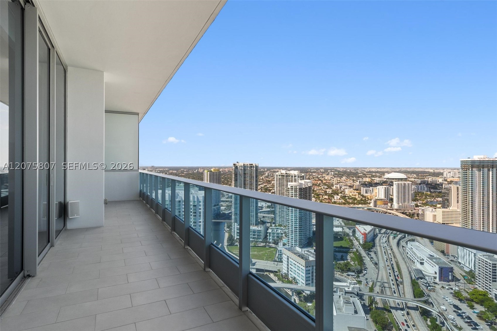 200 Biscayne Blvd Way #5211 Miami, FL 33131