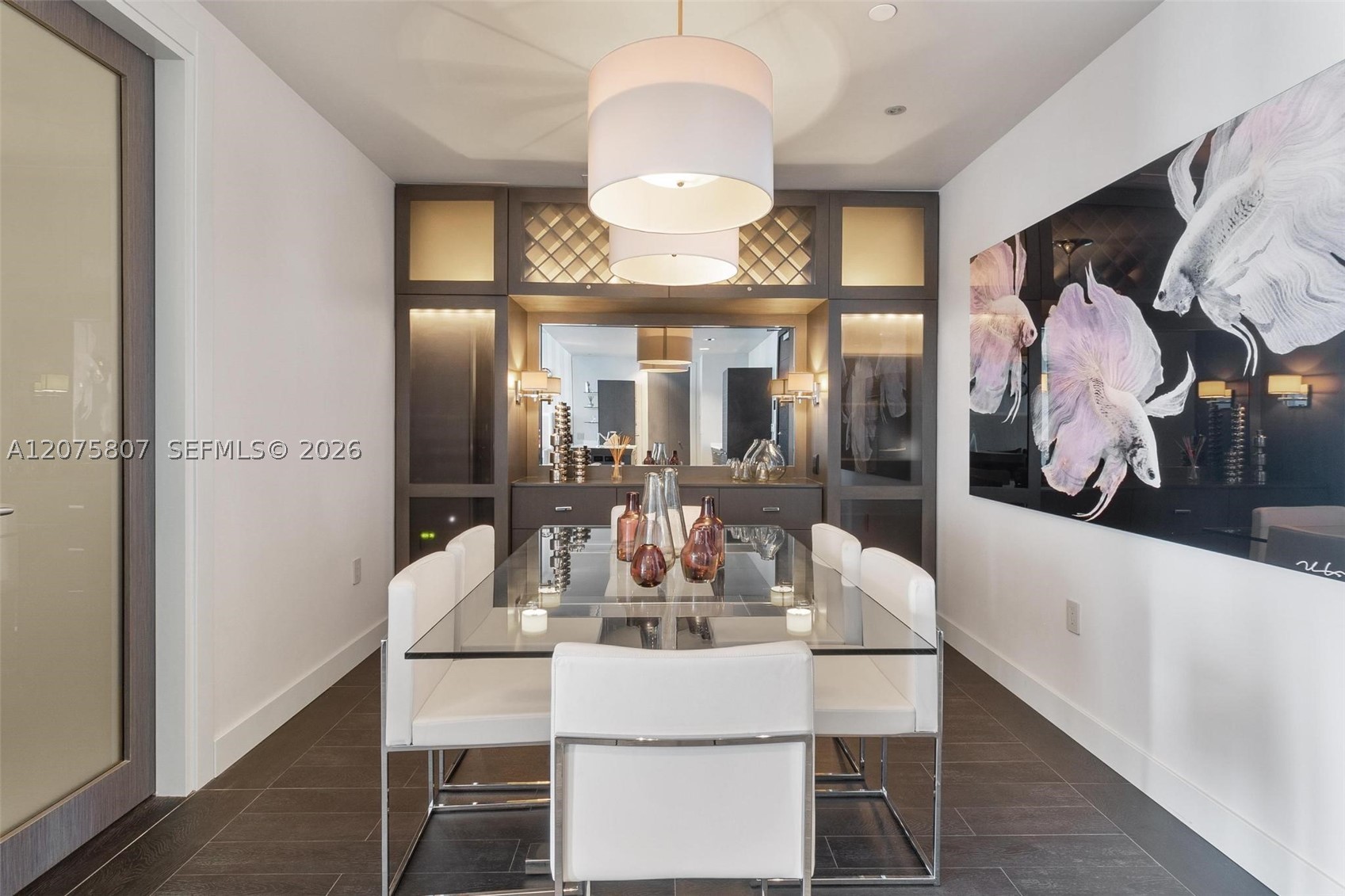200 Biscayne Blvd Way #5211 Miami, FL 33131