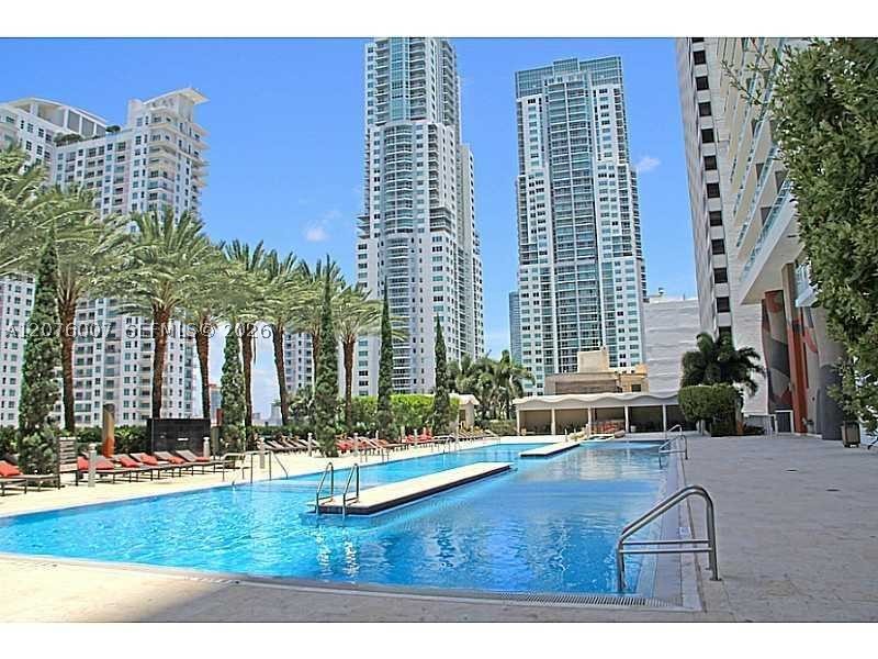 image 50 Biscayne33