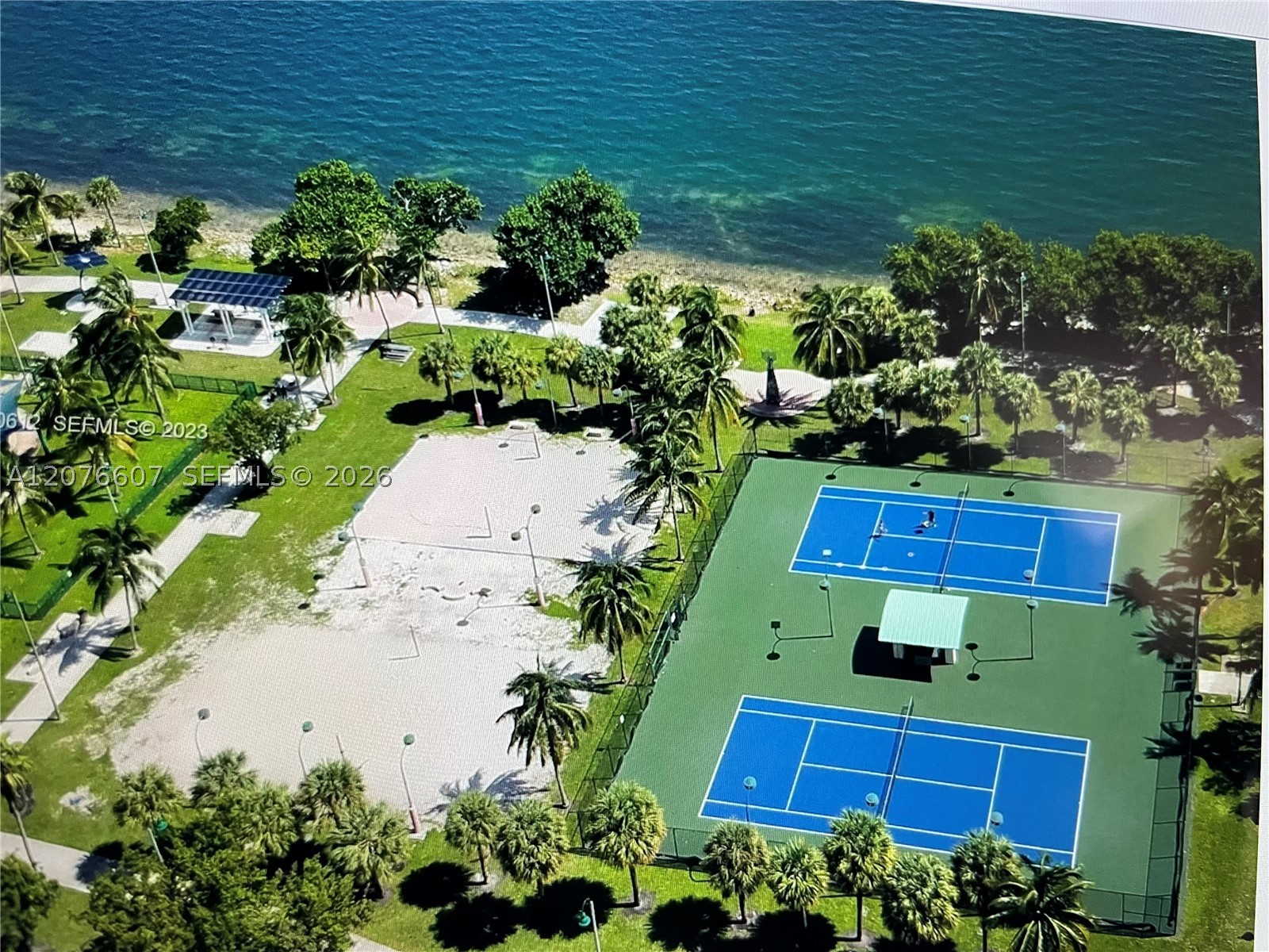 1750 N Bayshore Dr #3403