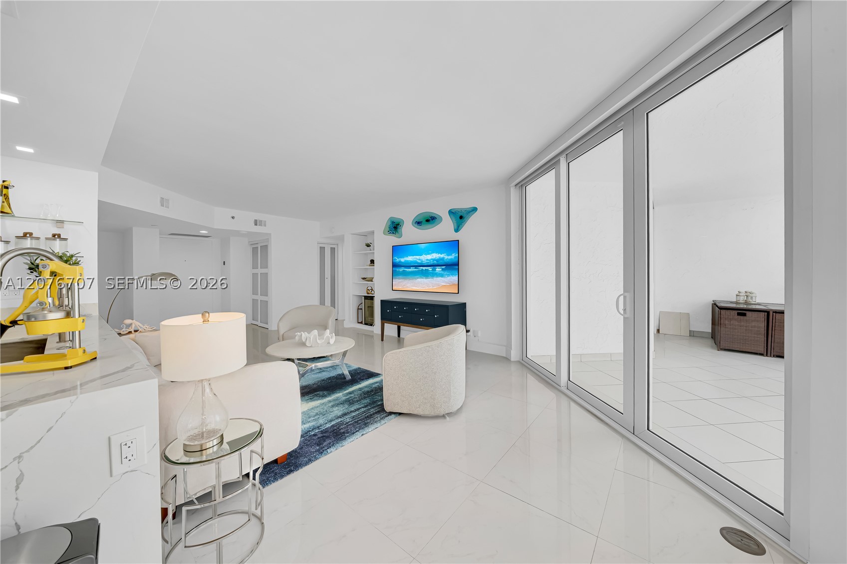 16425 Collins Ave #712 Sunny Isles Beach, FL 33160