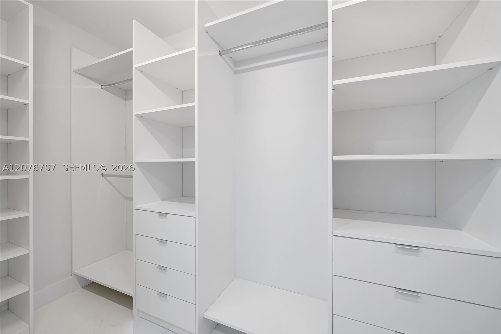 16425 Collins Ave #712 Sunny Isles Beach, FL 33160