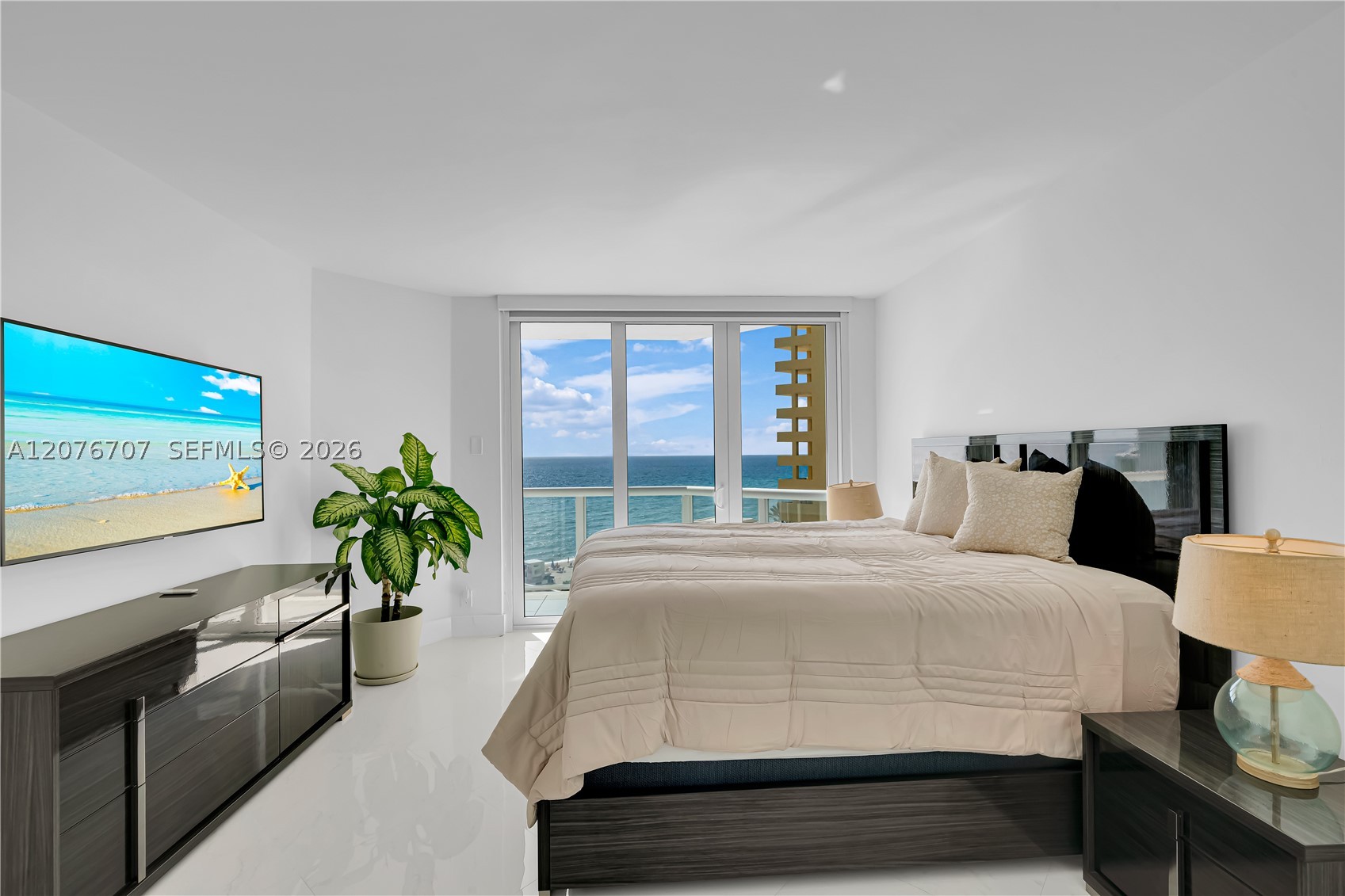 16425 Collins Ave #712 Sunny Isles Beach, FL 33160