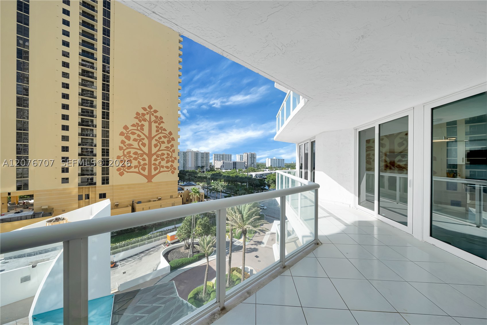 16425 Collins Ave #712 Sunny Isles Beach, FL 33160