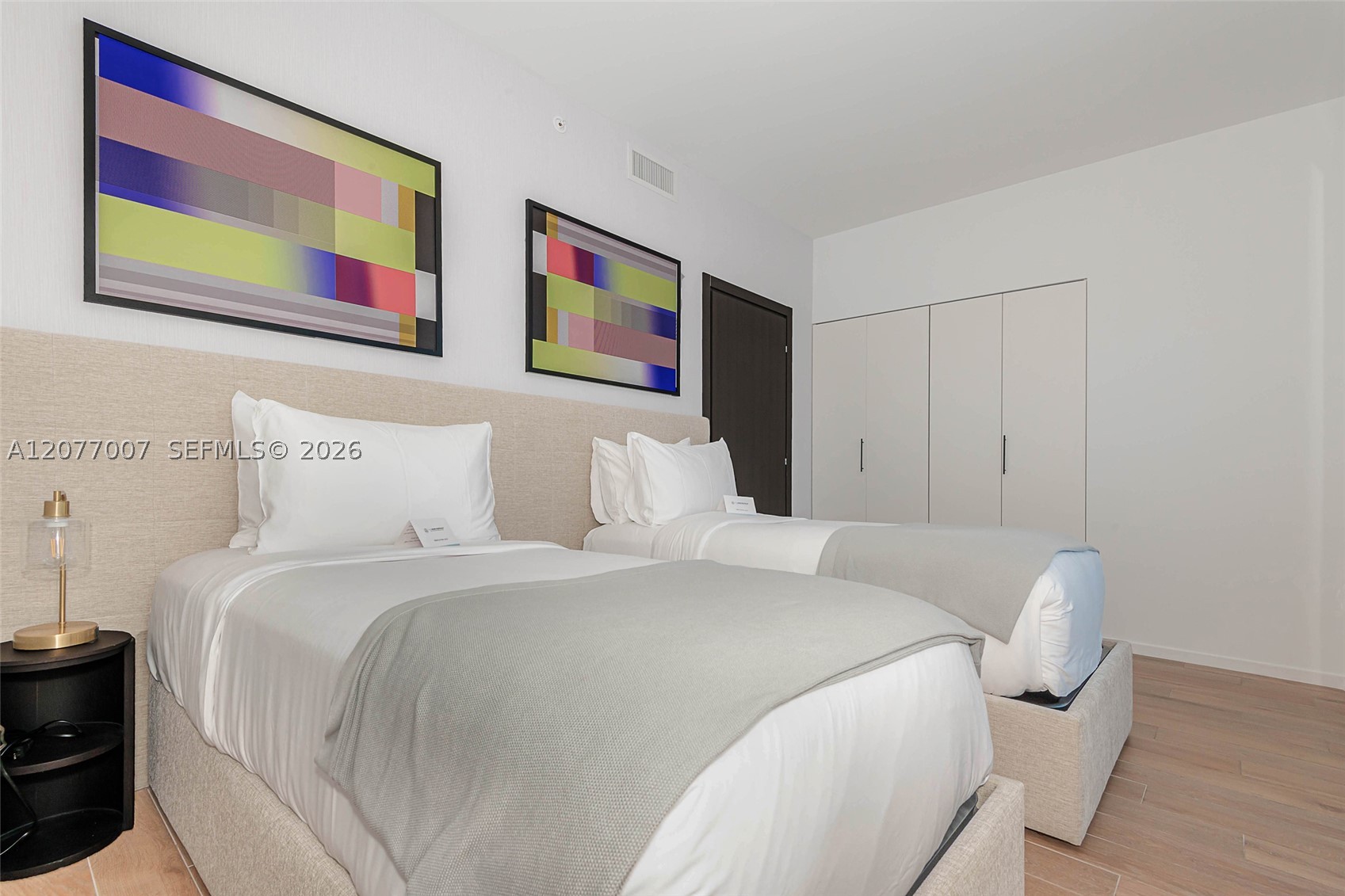 398 NE 5th #4118 Miami, FL 33132