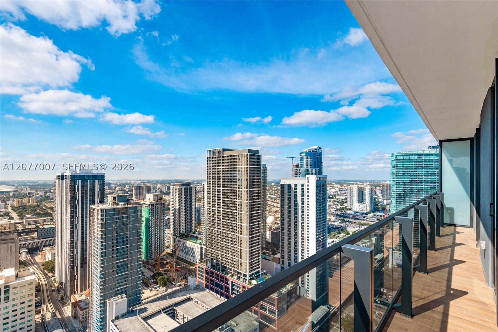 398 NE 5th #4118 Miami, FL 33132