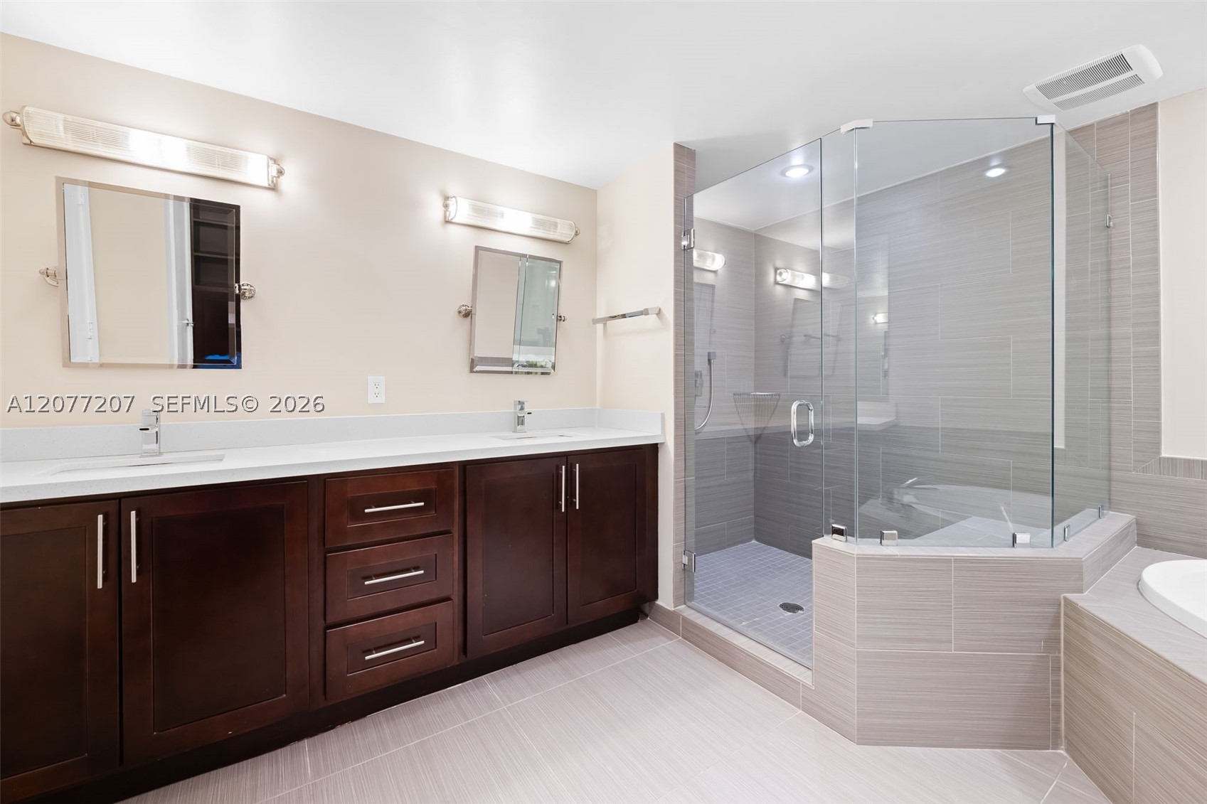 2110 N Ocean Blvd #7B Fort Lauderdale, FL 33305