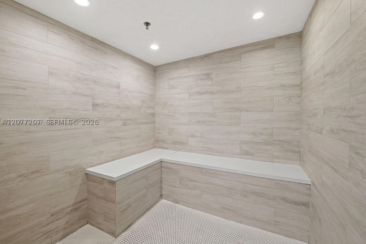 2110 N Ocean Blvd #7B Fort Lauderdale, FL 33305