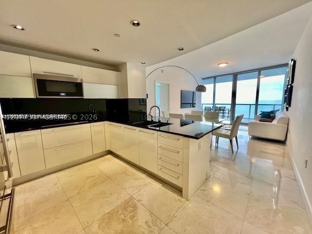 17121 Collins Ave #1007 Sunny Isles Beach, FL 33160
