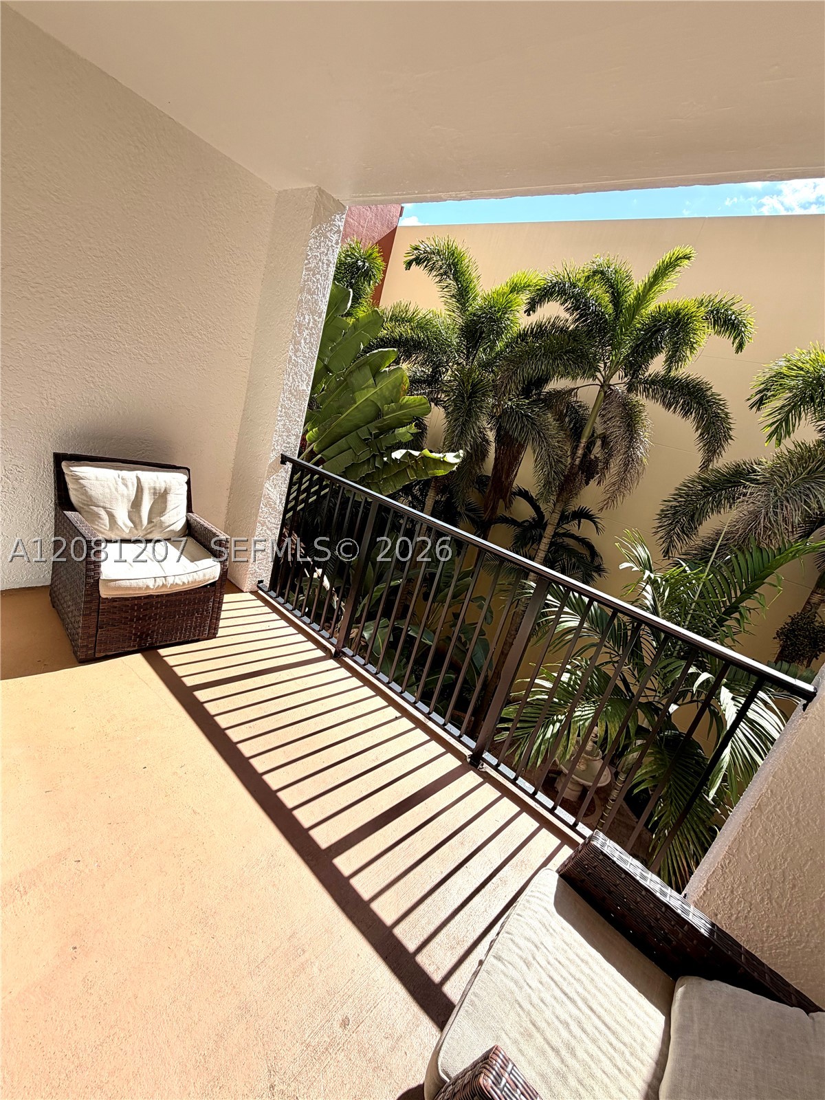 image Porto Bellagio Condo9