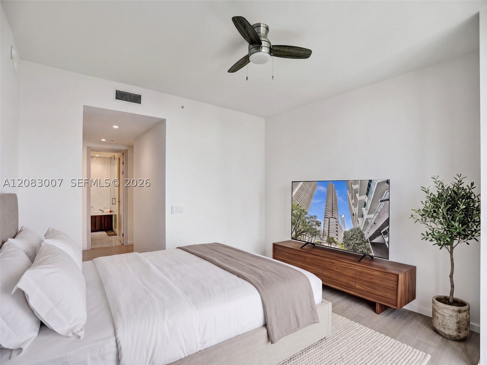 image Brickell Flatiron11