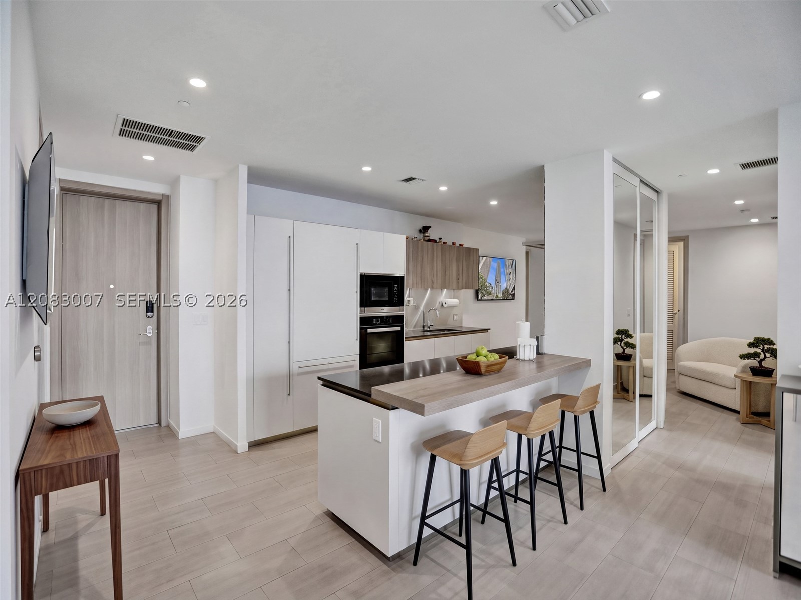 image Brickell Flatiron5