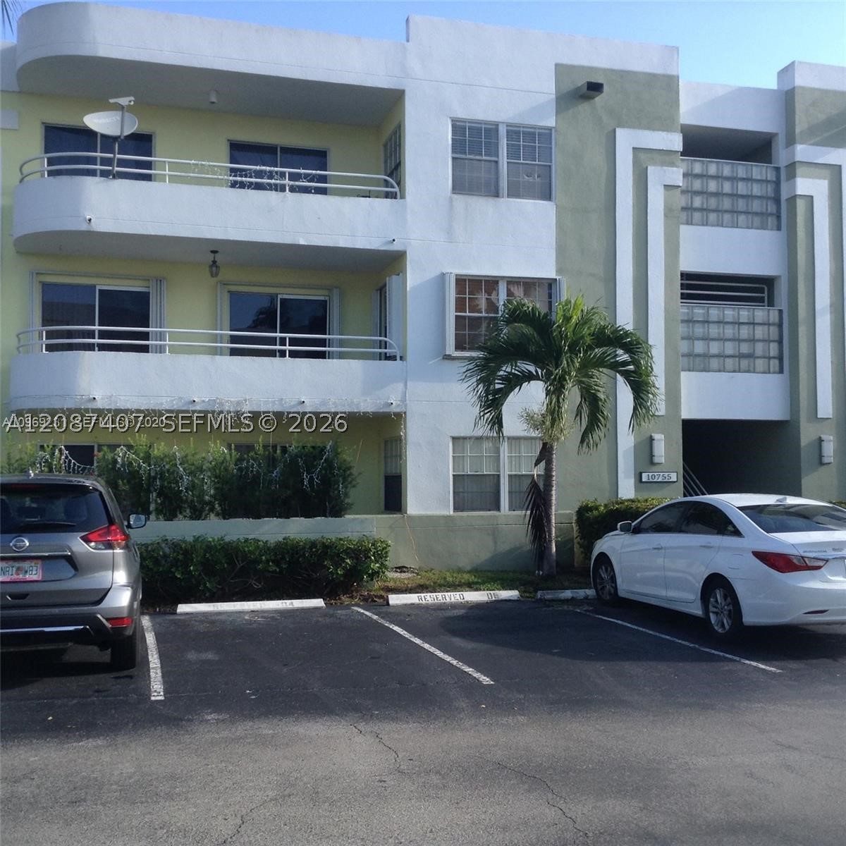 10755 SW 108th Ave #201