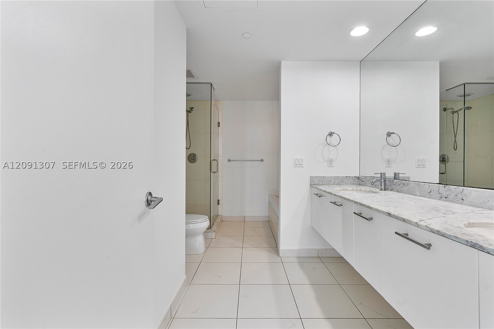 image 500 Brickell West14