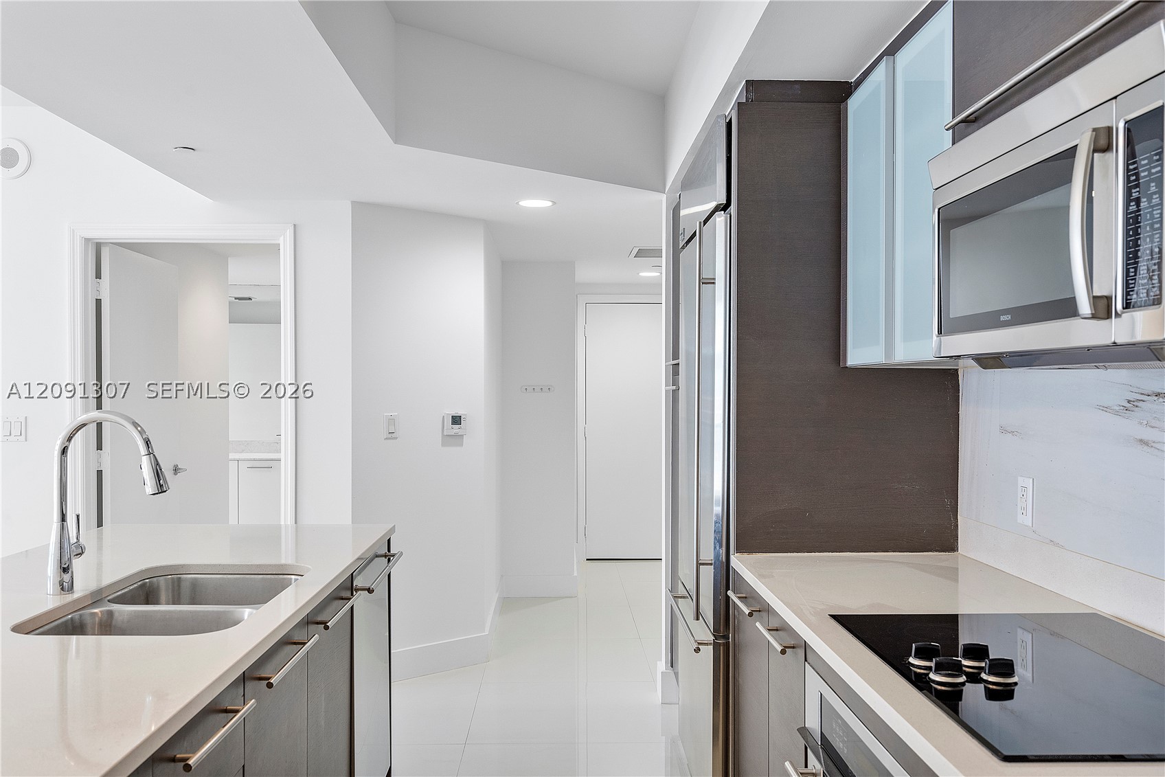 image 500 Brickell West5