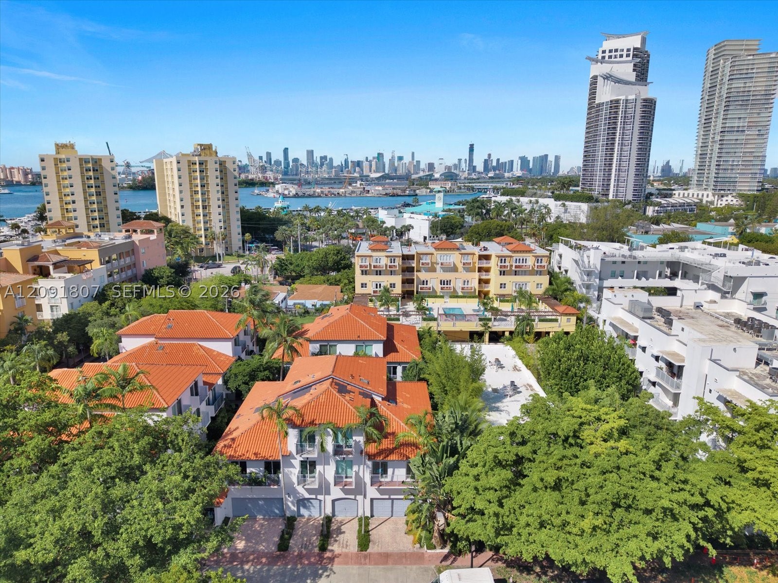 208 Jefferson Ave #101 Miami Beach, FL 33139