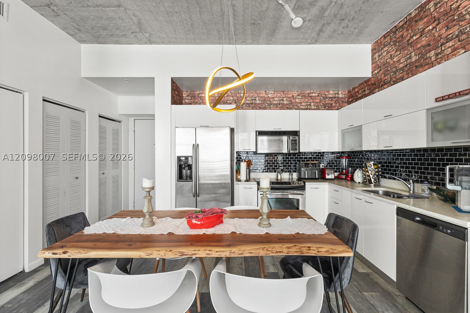 image The Loft 26