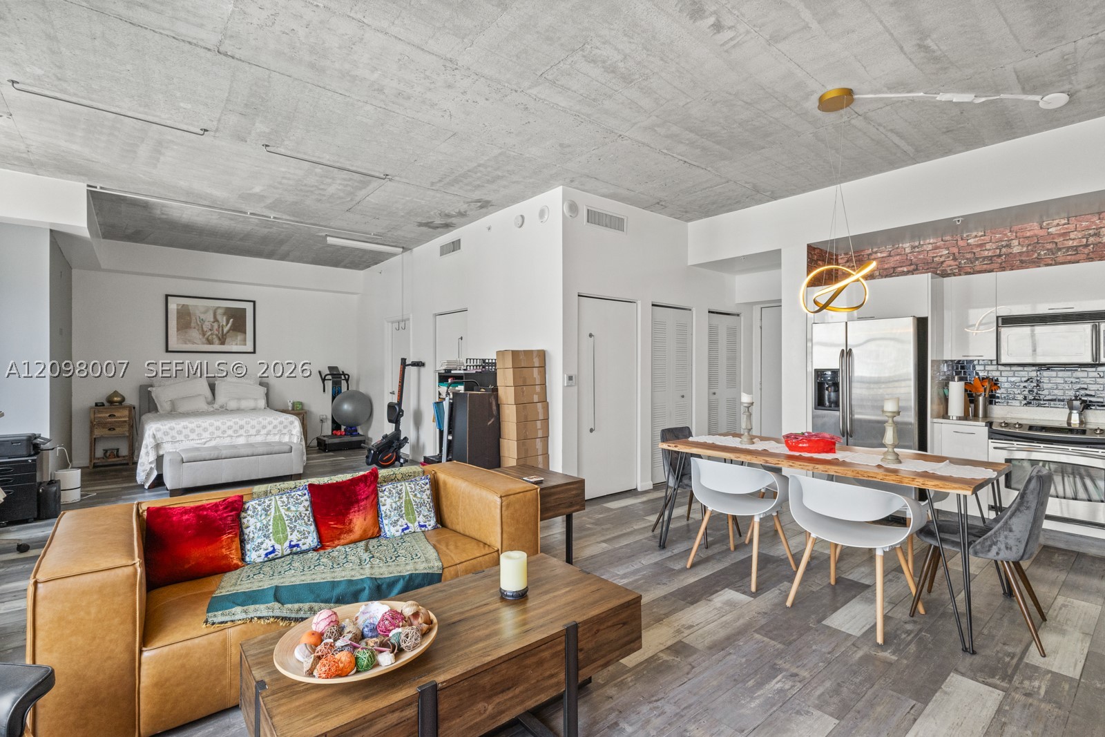 image The Loft 27