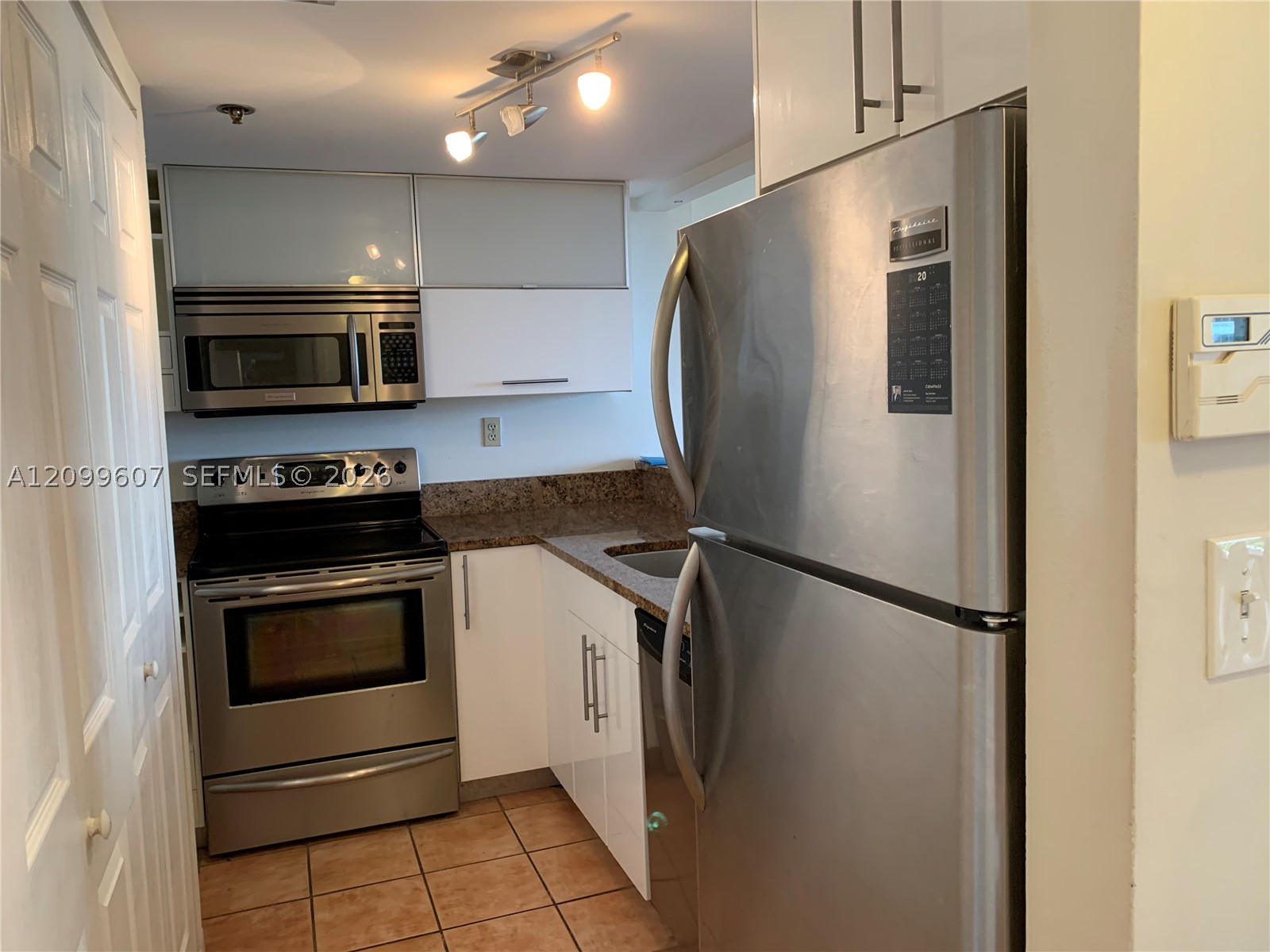 image Brickell Key Two40
