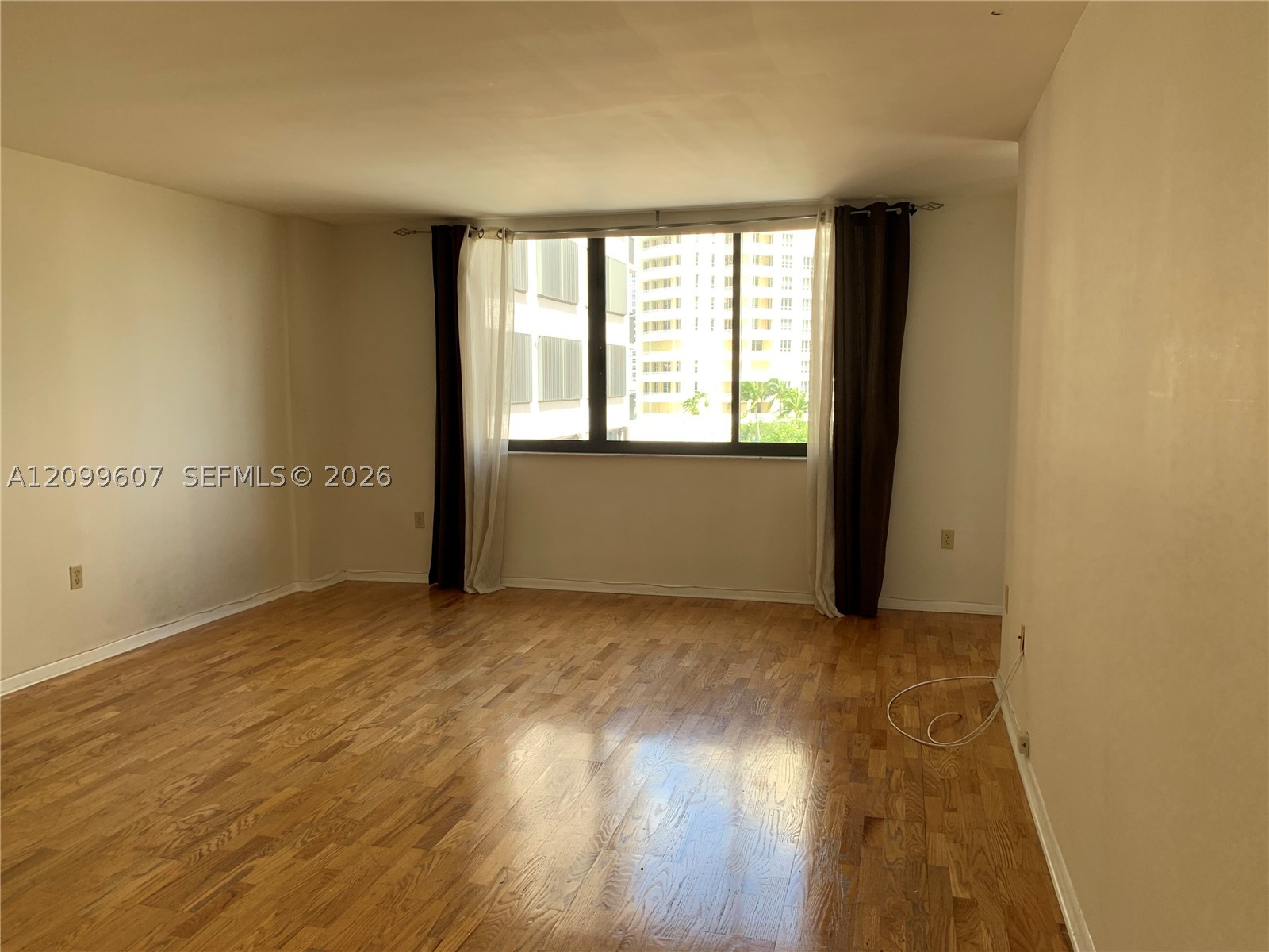 image Brickell Key Two42