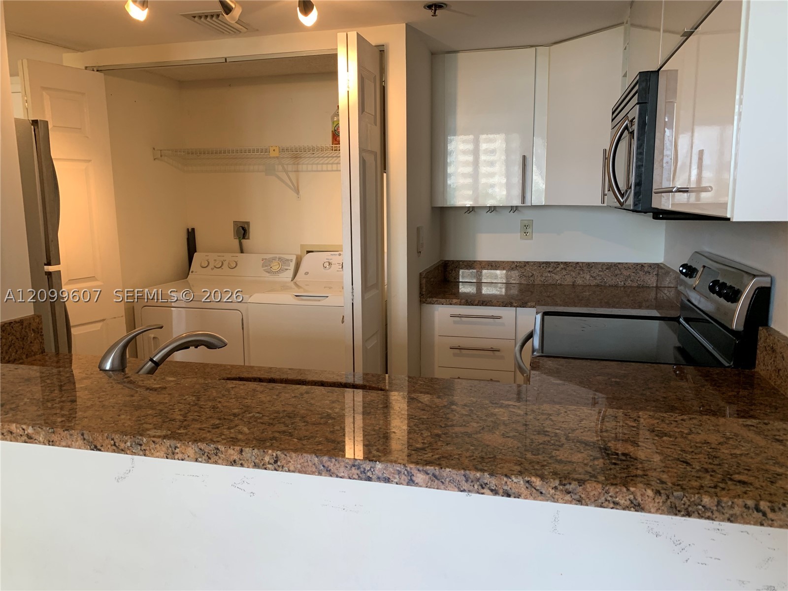 image Brickell Key Two8