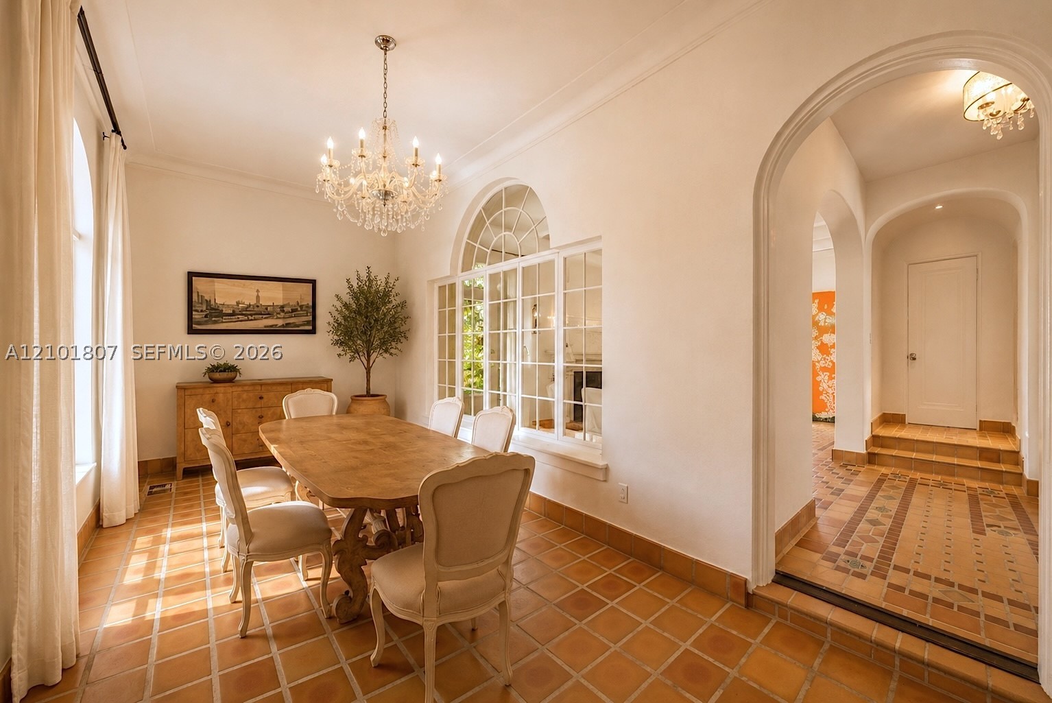 5800 La Gorce Dr Miami Beach, FL 33140