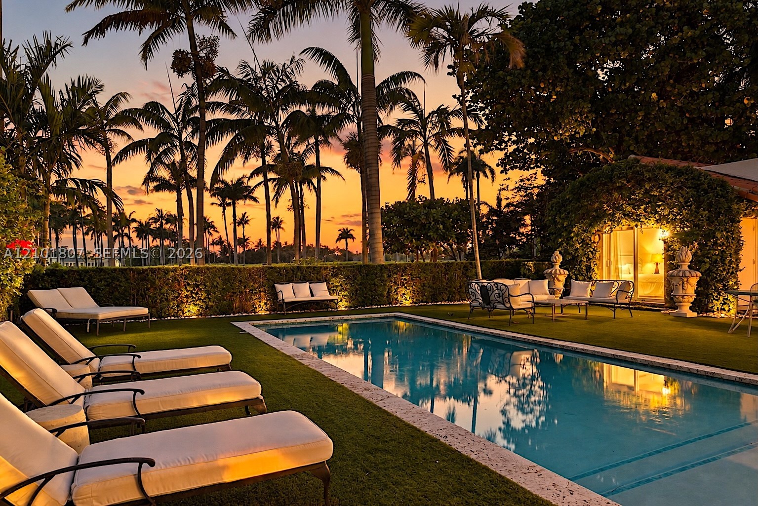 5800 La Gorce Dr Miami Beach, FL 33140
