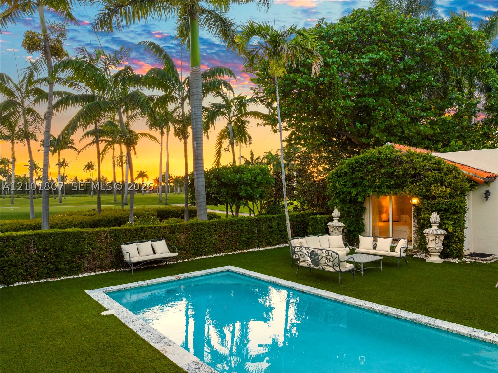 5800 La Gorce Dr Miami Beach, FL 33140