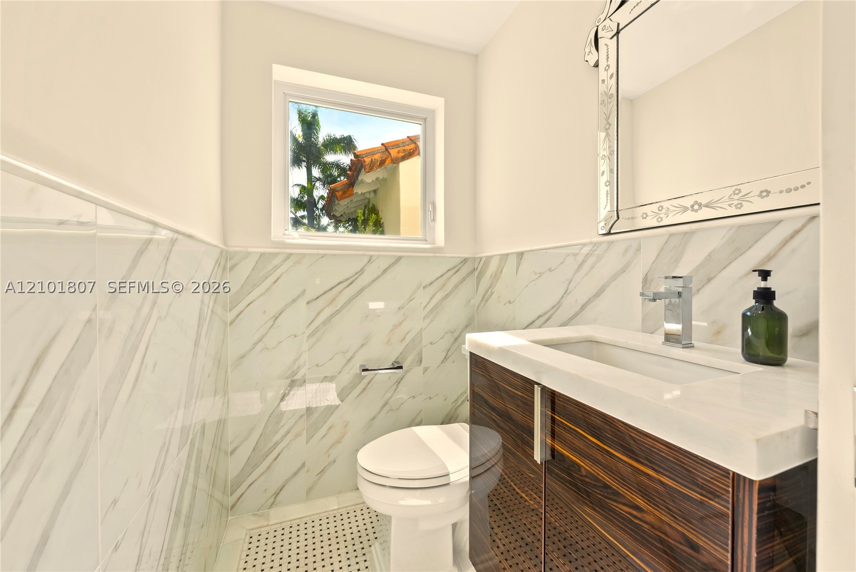 5800 La Gorce Dr Miami Beach, FL 33140
