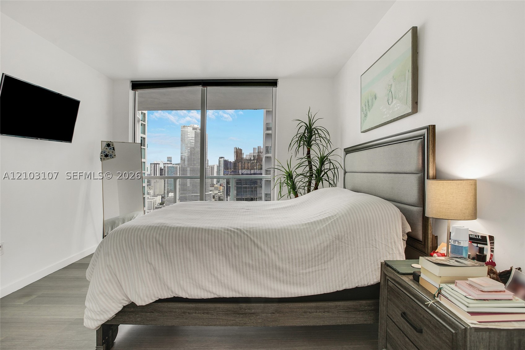 image 500 Brickell West13