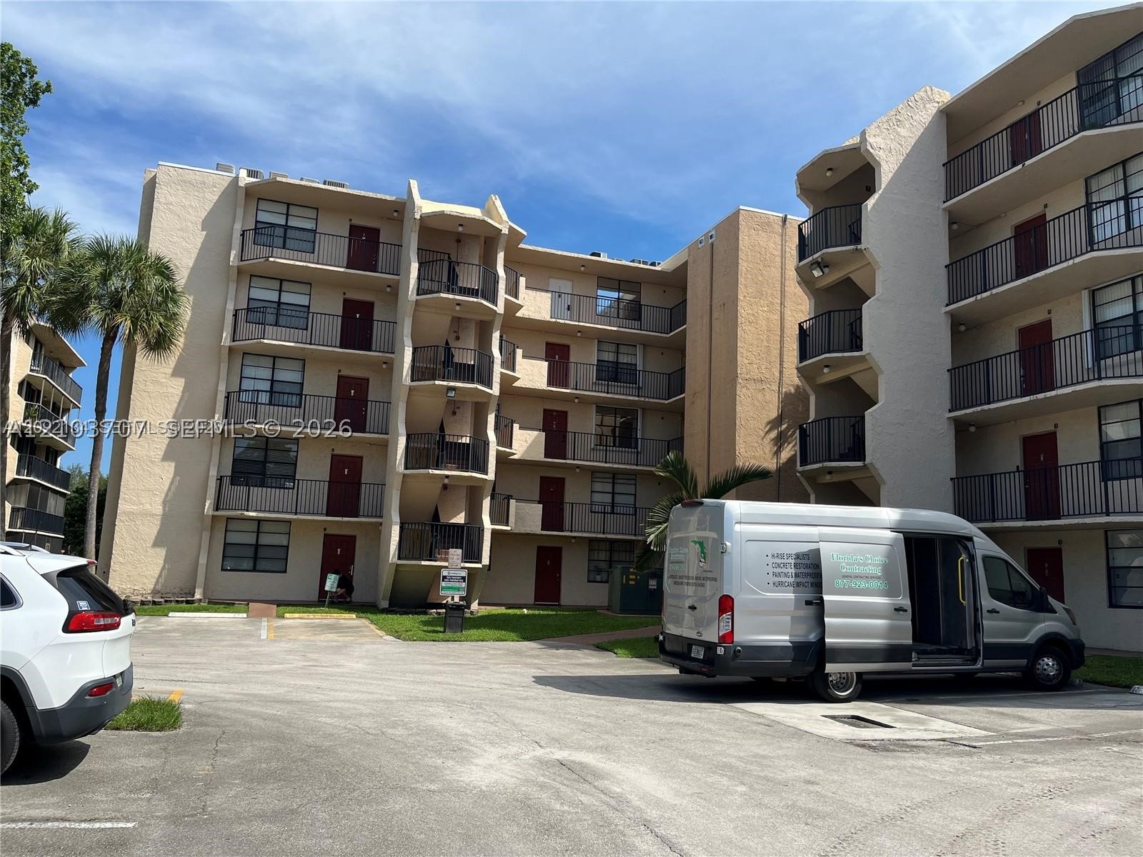 3500 Blue Lk Dr #501