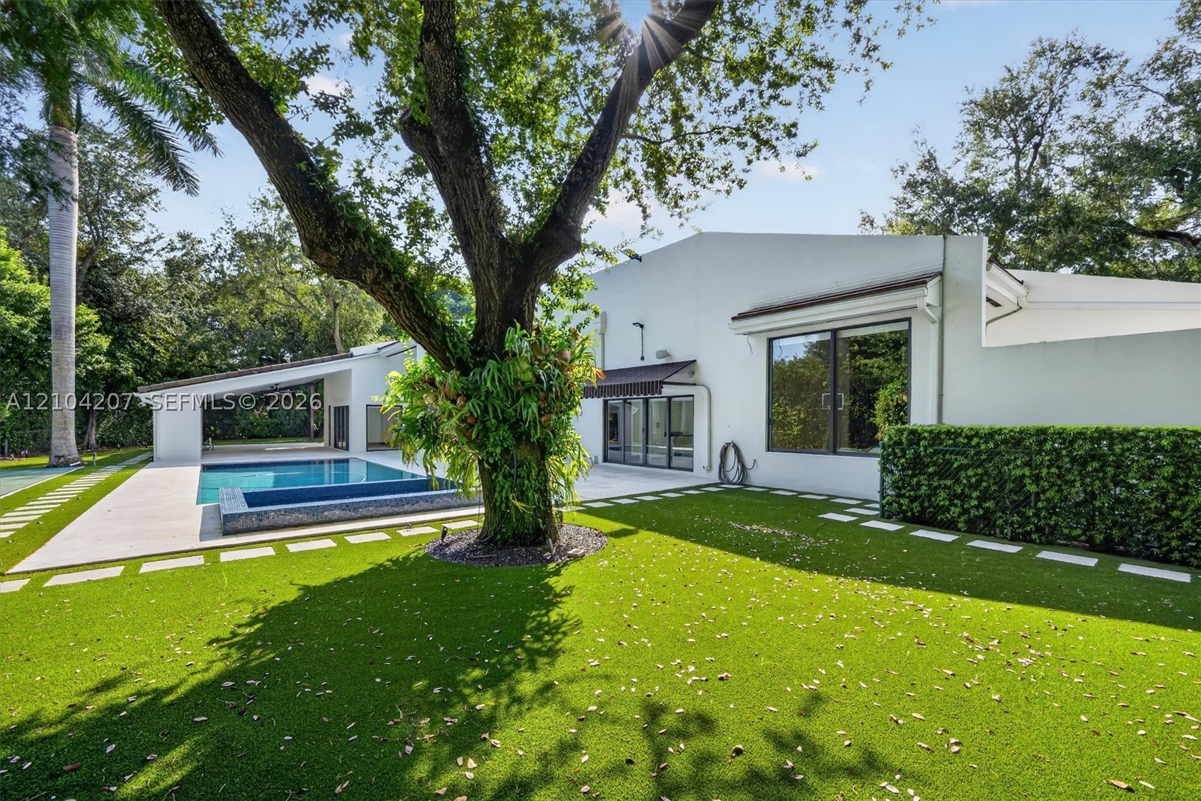 7001 Robles St Coral Gables, FL 33143