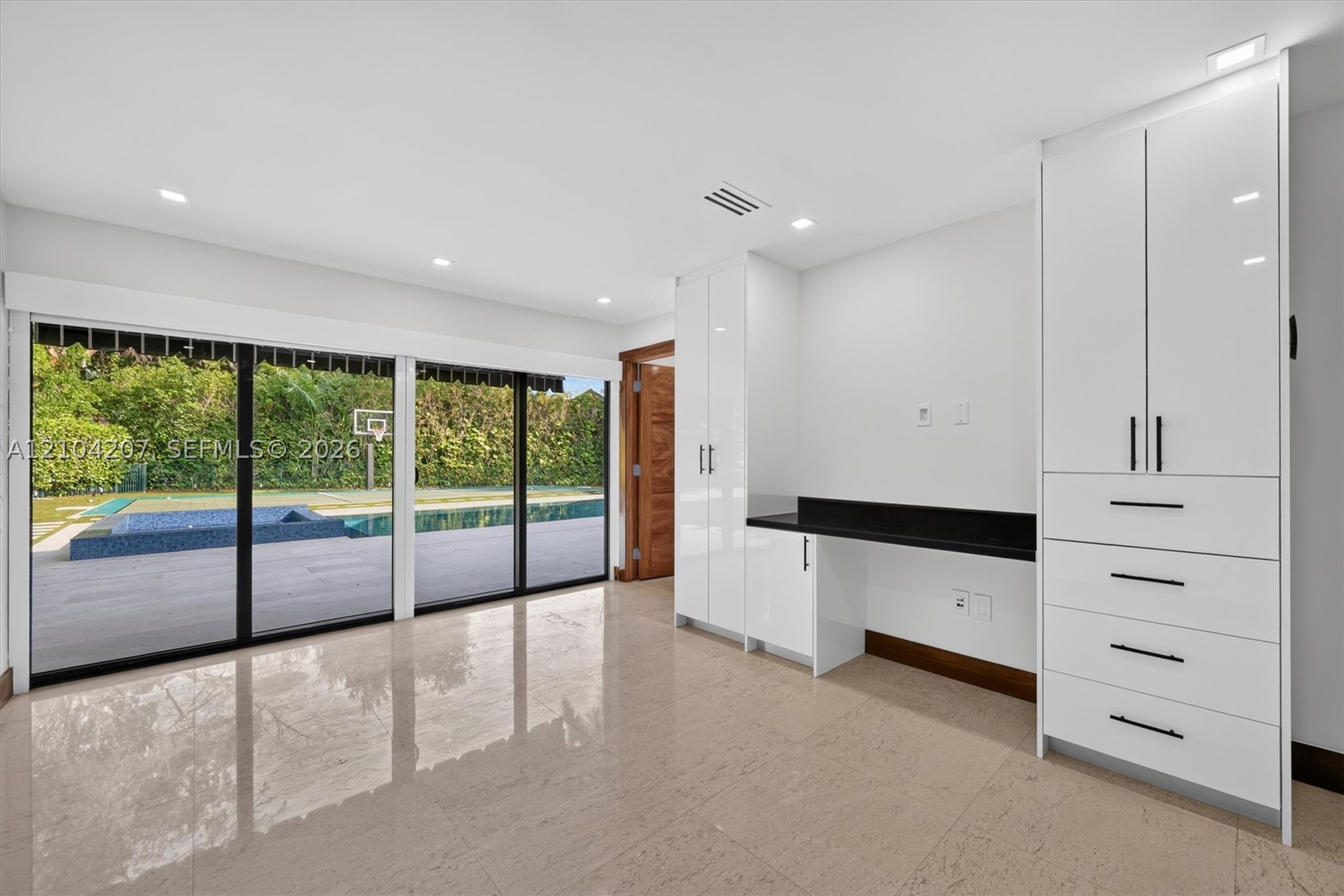 7001 Robles St Coral Gables, FL 33143