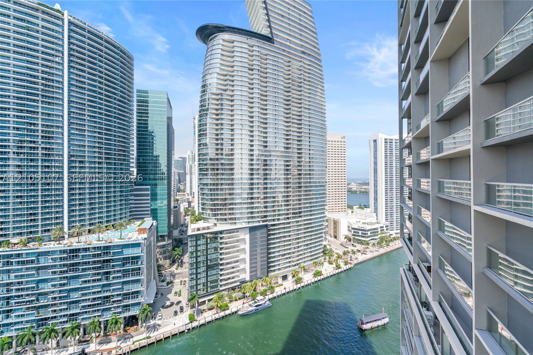 475 Brickell Ave #2610
