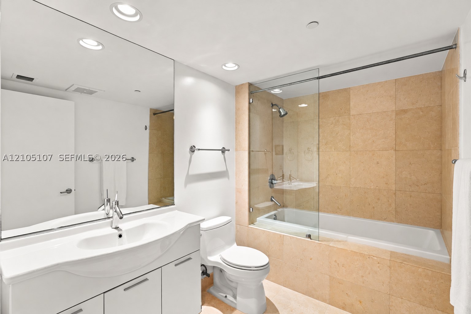 image Icon Brickell I16