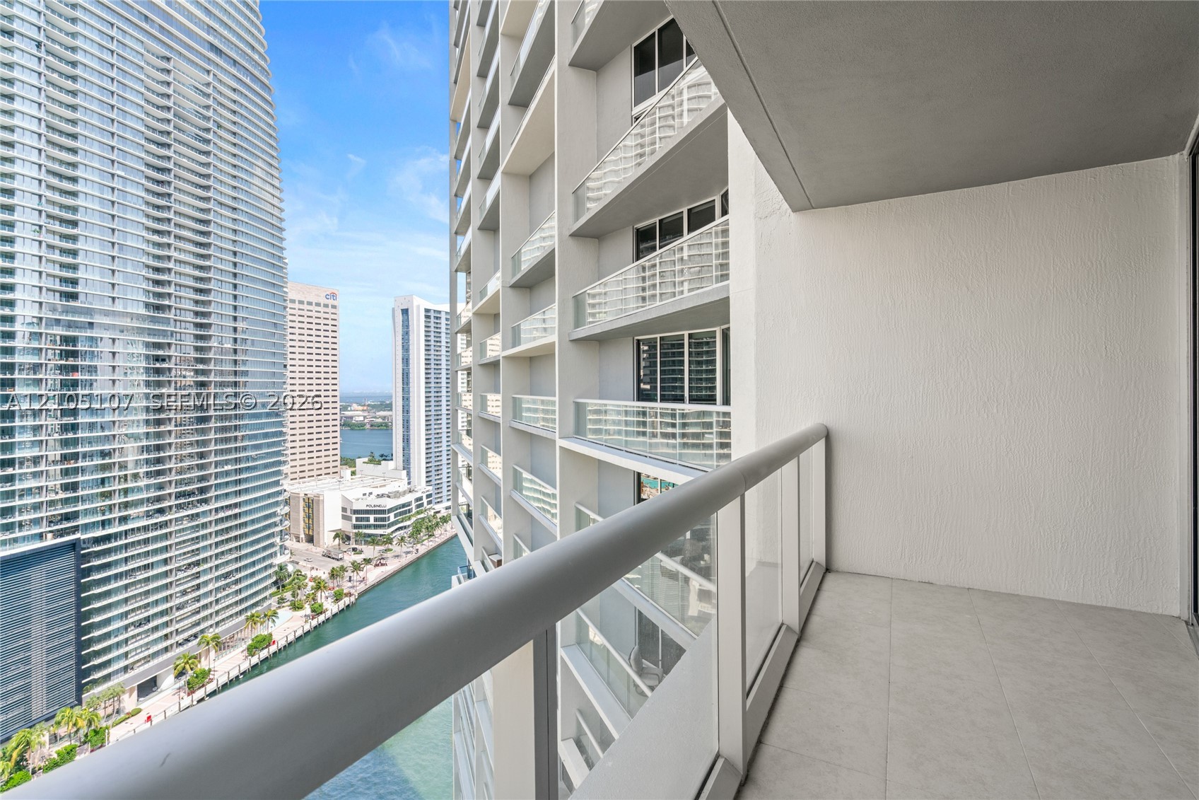 image Icon Brickell I29