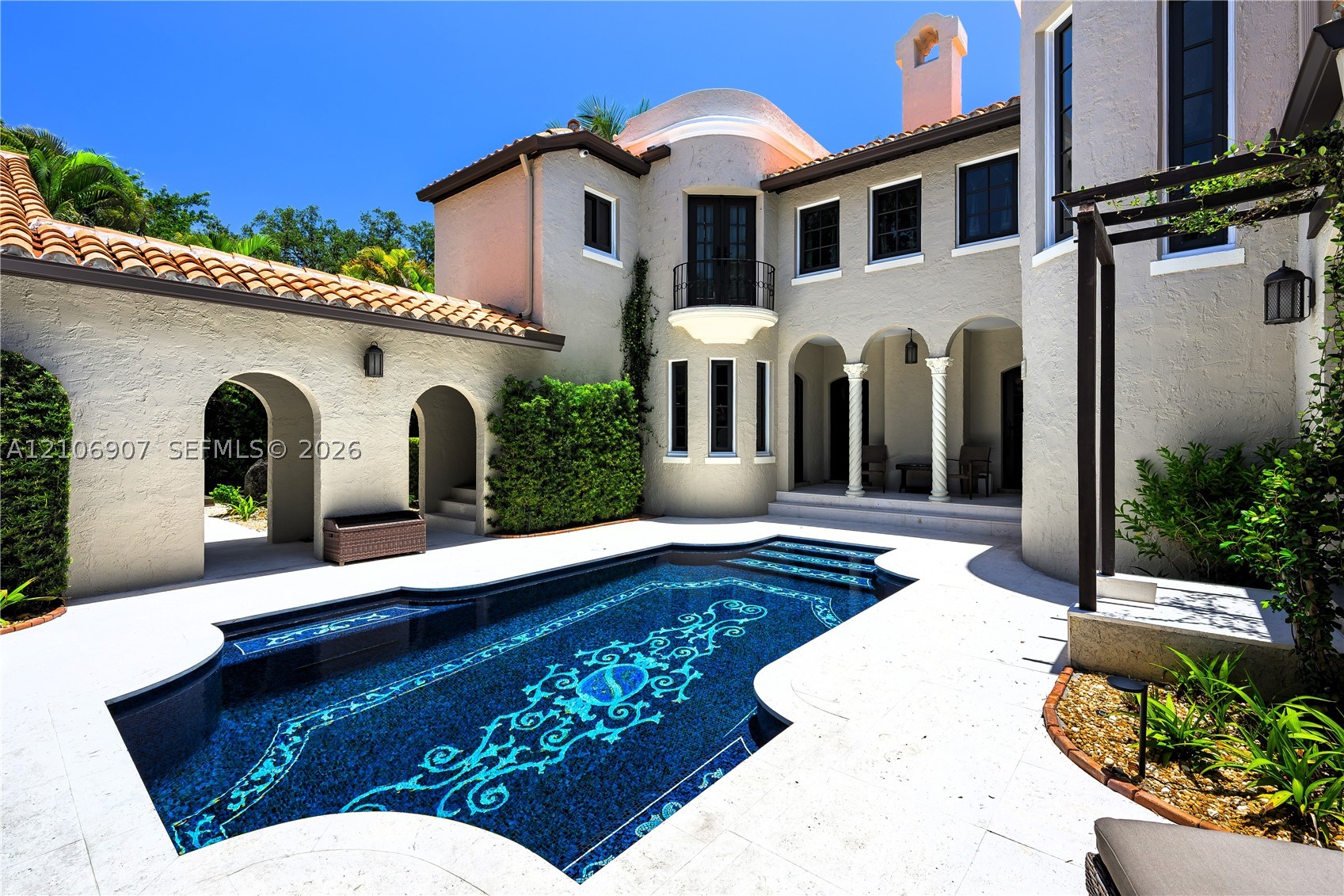 1822 Country Clb Prado Coral Gables, FL 33134