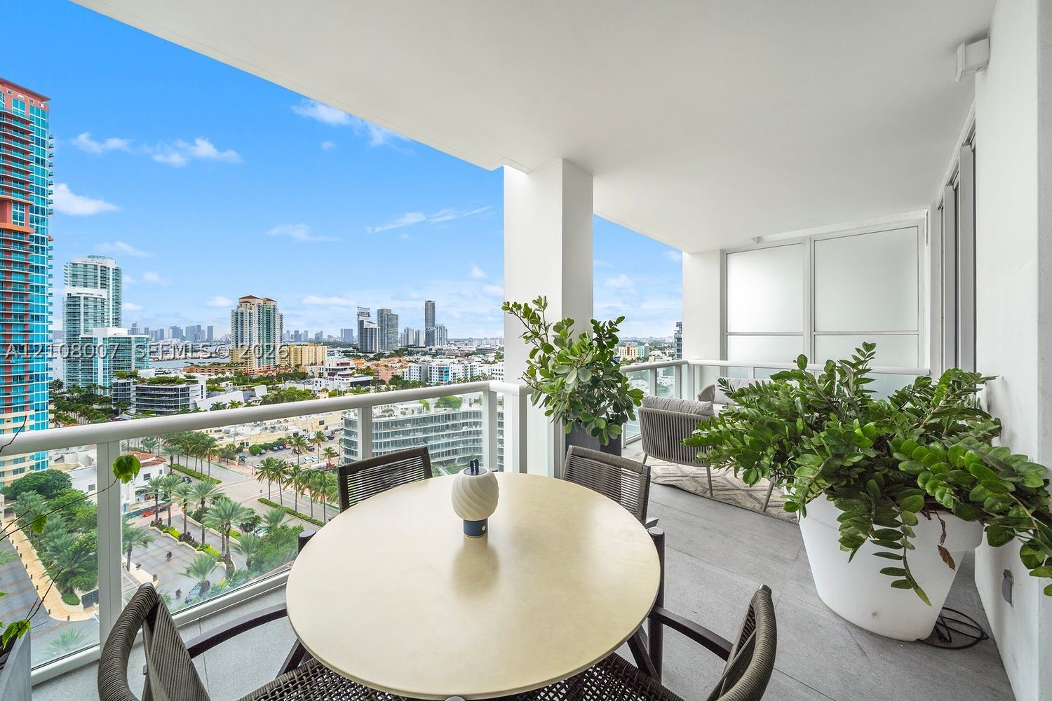 50 S Pointe Dr #1805 Miami Beach, FL 33139