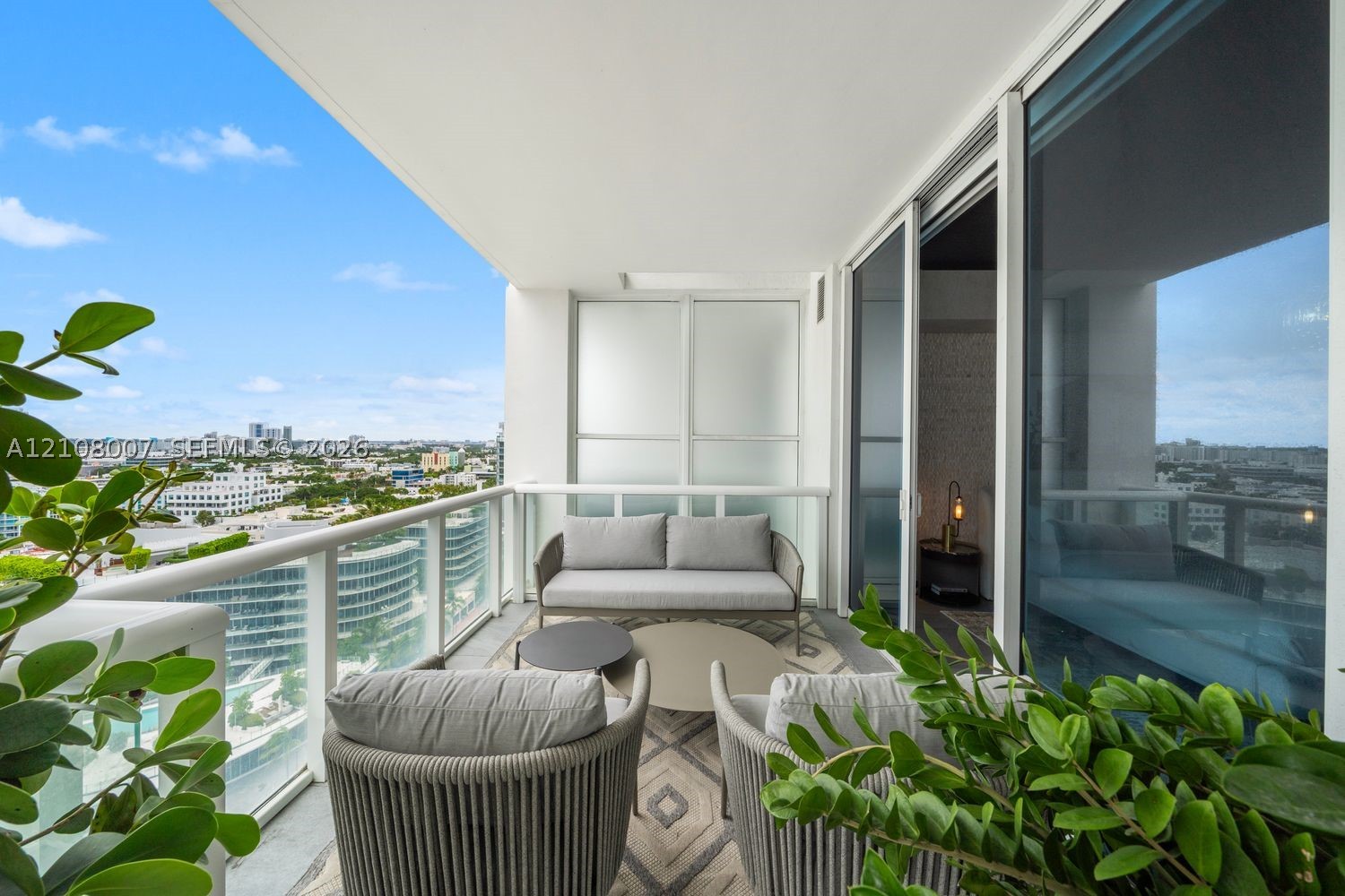50 S Pointe Dr #1805 Miami Beach, FL 33139