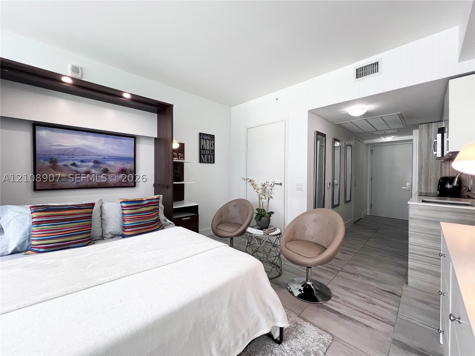 image Brickell House12