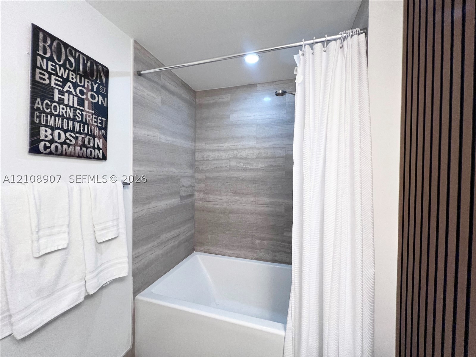 image Brickell House24
