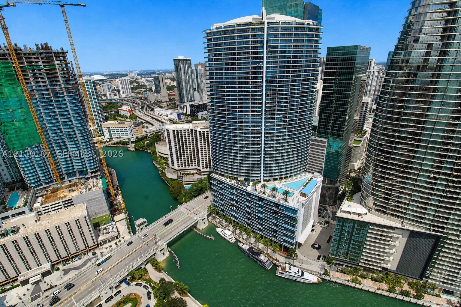 465 Brickell Ave #4604 Miami, FL 33131